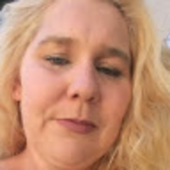 Meet your Posher, Tami - Picture 1 of 1